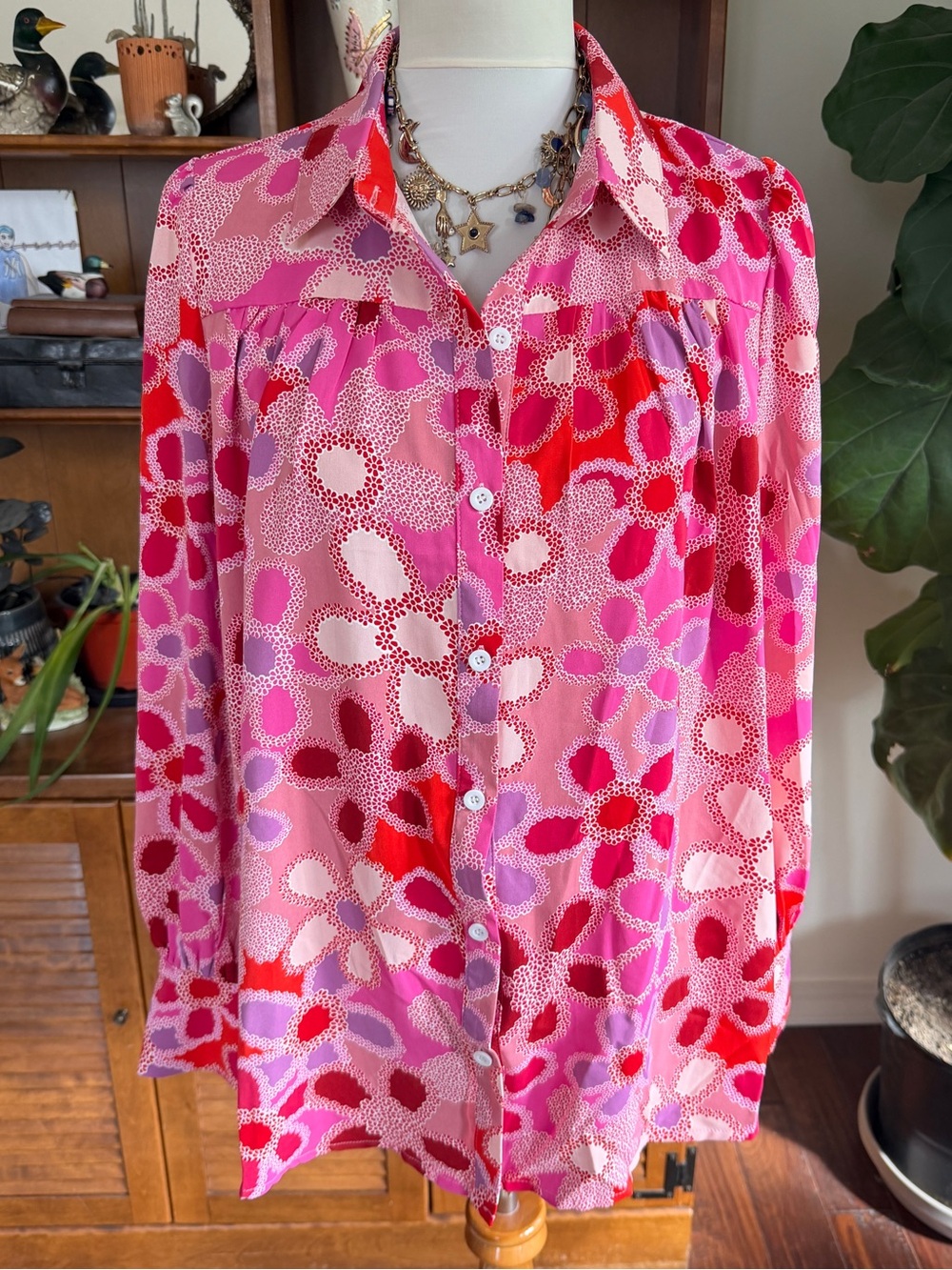 Retro Vintage Inspired Pink & Red Floral Button-Down Blouse L
